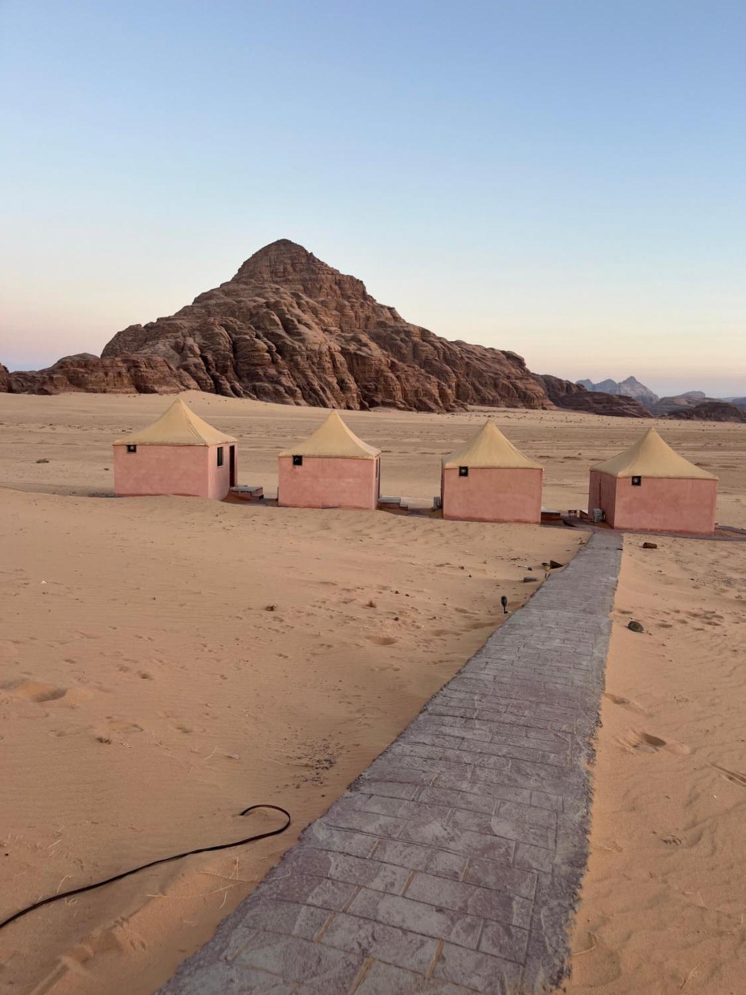 New Luxury Camp Luxury tent Wadi Rum